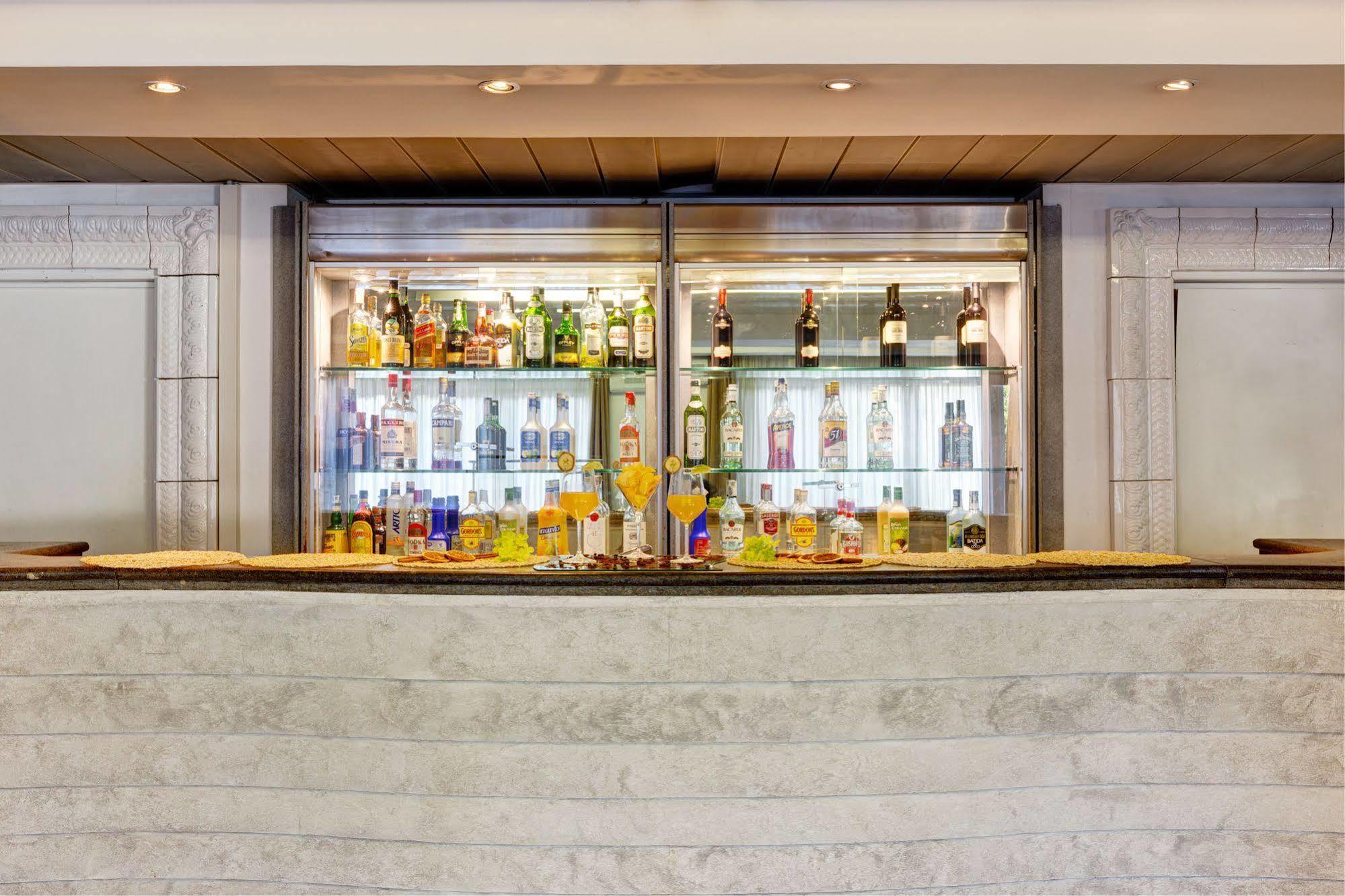 Aris Garden Hotel Casal Palocco Εξωτερικό φωτογραφία