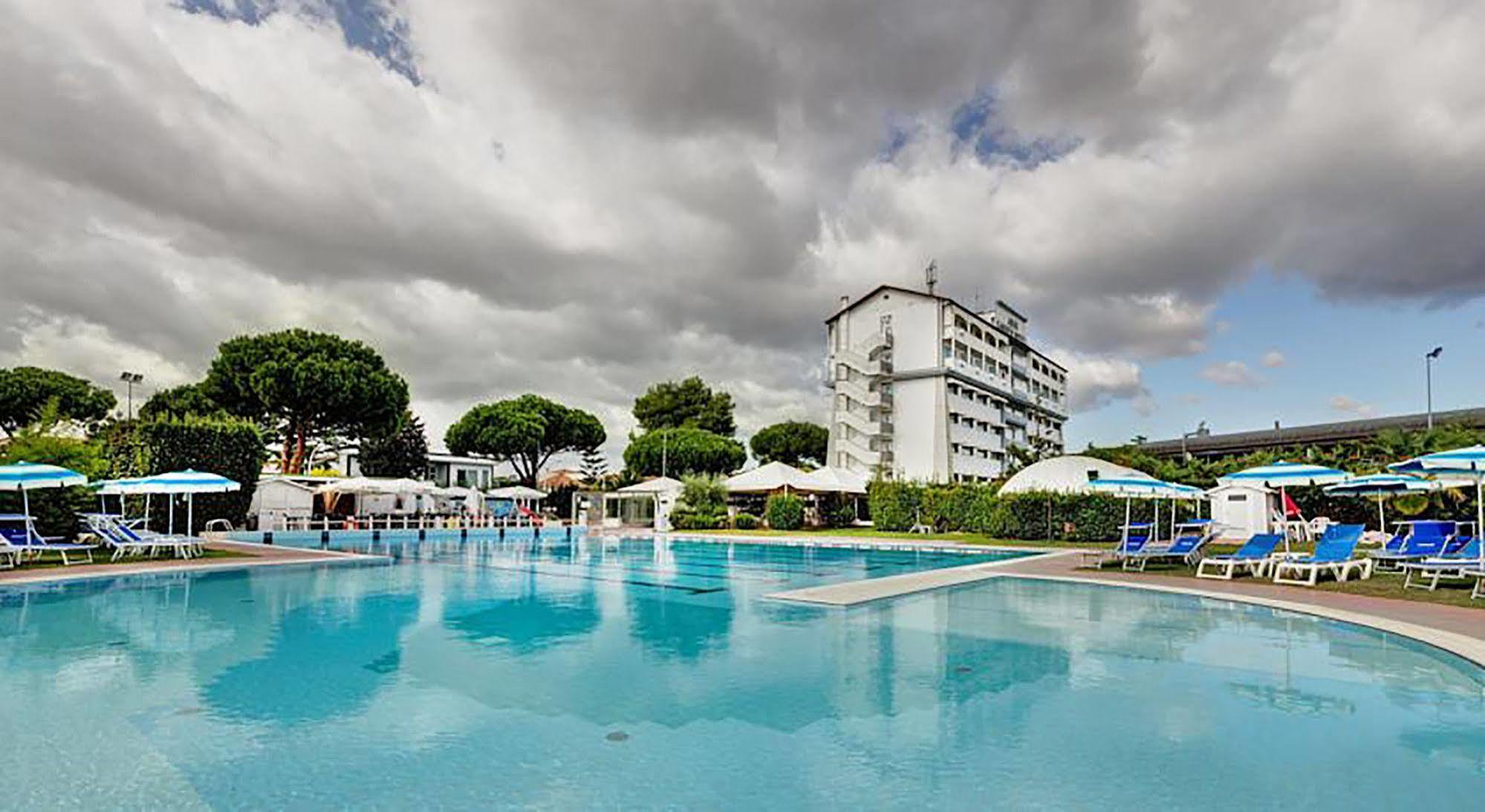 Aris Garden Hotel Casal Palocco Εξωτερικό φωτογραφία